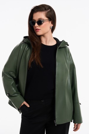 куртка из натуральной кожи фотография