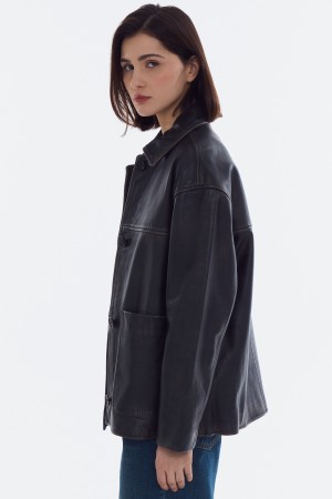 куртка из натуральной кожи - женская верхняя одежда на пуговицах 