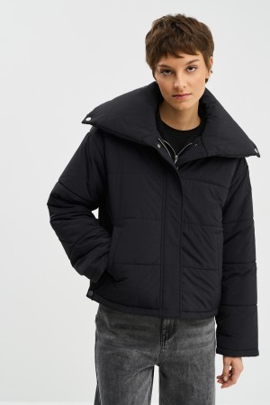 куртка с отложным воротником фотография