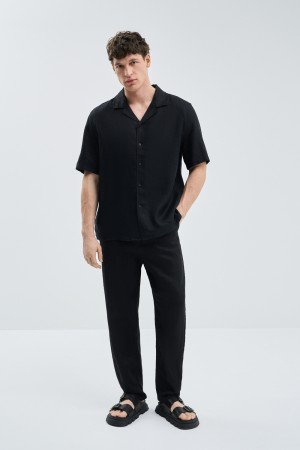 льняные брюки фотография