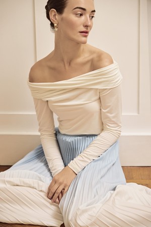 лонгслив - женские футболки и поло с открытыми плечами 