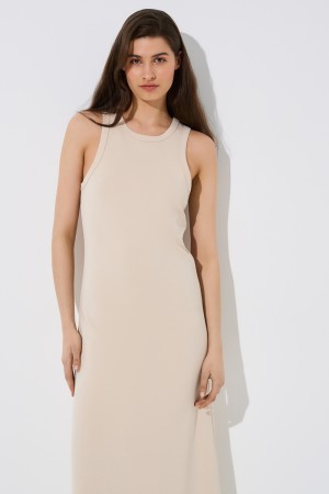 макси-платье без рукавов фотография