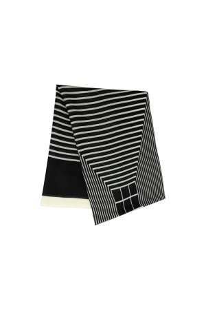 палантин в полоску фотография