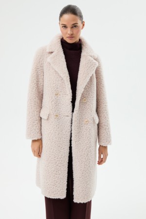 пальто из шерсти фотография