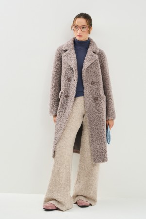 пальто из шерсти фотография