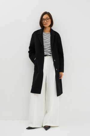 пальто с накладными карманами фотография