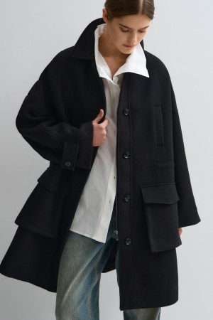 пальто с накладными карманами фотография