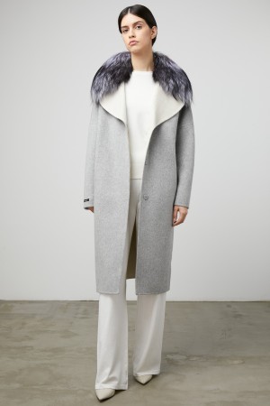 пальто с отделкой мехом чернобурки - пальто