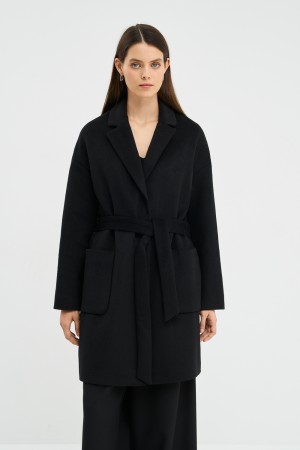 пальто с поясом фотография