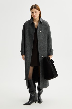 пальто с поясом фотография