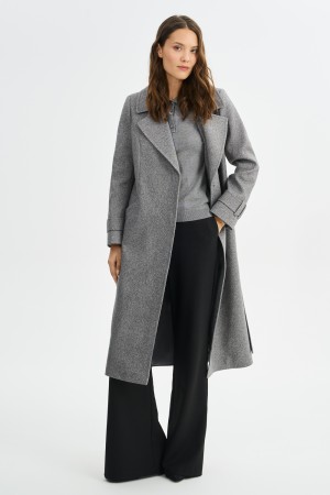 пальто с поясом фотография