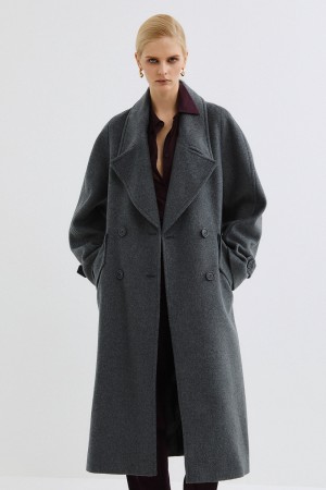 пальто с поясом фотография