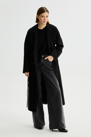 пальто с поясом фотография