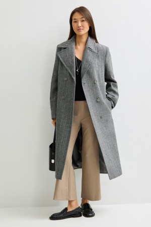 пальто с поясом фотография