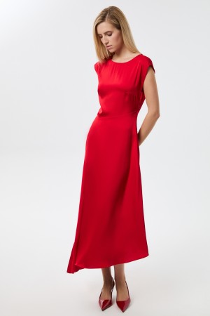 платье асимметричного кроя фотография