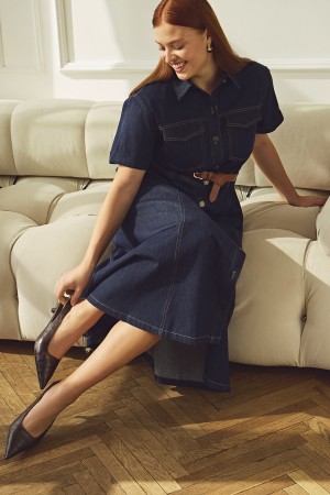 платье из денима фотография