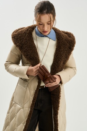 пуховик с капюшоном - женские пуховики приталенные 