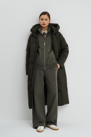 пуховик с капюшоном - верхняя одежда из спандекса 