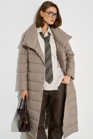 пуховик с воротником-стойкой фотография