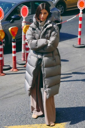 пуховое пальто фотография