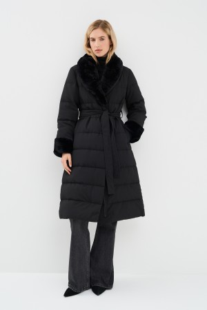 пуховое пальто фотография