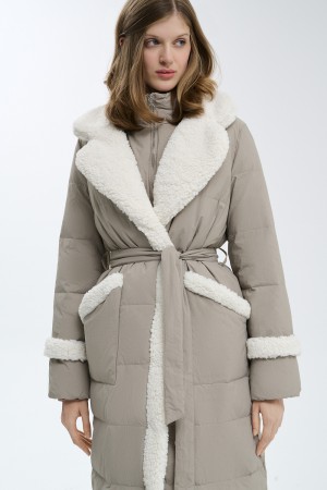 пуховое пальто фотография