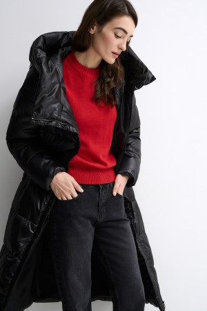 пуховое пальто - женская верхняя одежда с карманами 