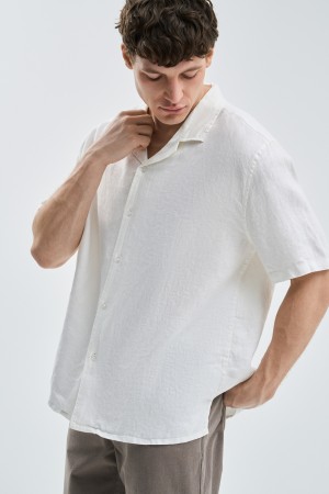 рубашка изо льна фотография