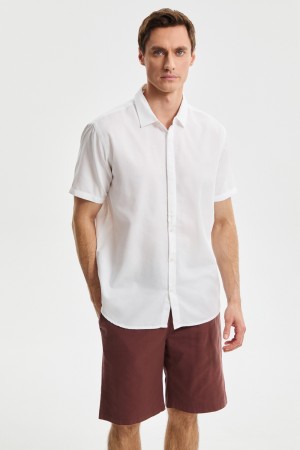 рубашка с короткими рукавами фотография