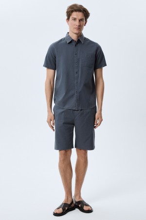 рубашка с короткими рукавами фотография