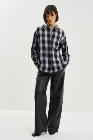 рубашка в клетку фотография