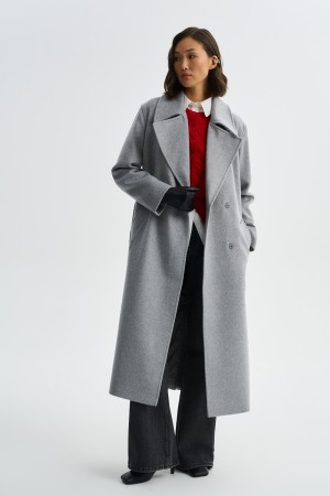 шерстяное пальто фотография