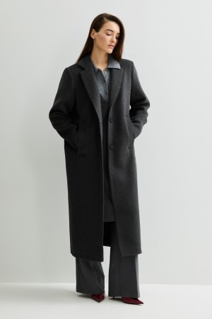 шерстяное пальто фотография