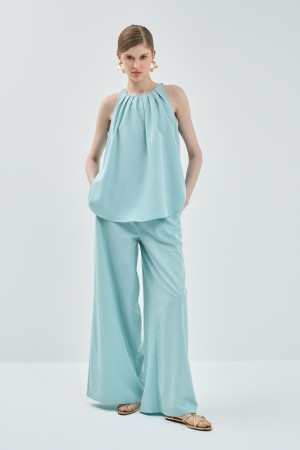 широкие брюки фотография