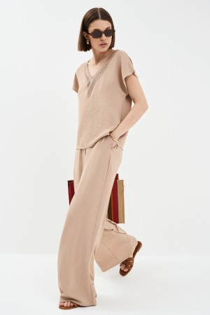 широкие брюки фотография