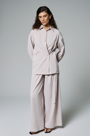 широкие брюки фотография