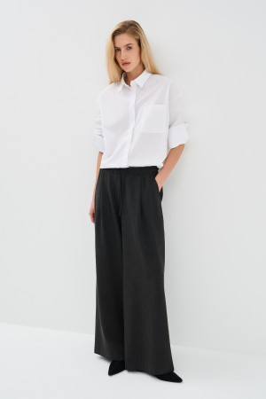 широкие брюки фотография