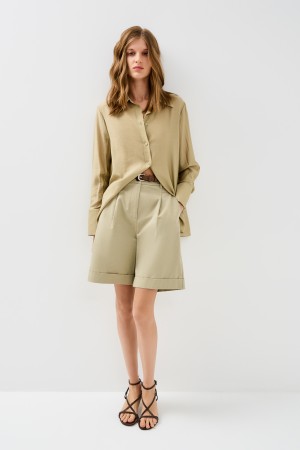 шорты из хлопка фотография