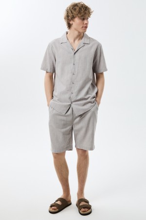 шорты из хлопка фотография