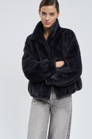 шуба из искусственного меха фотография