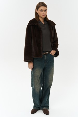 шуба из искусственного меха фотография