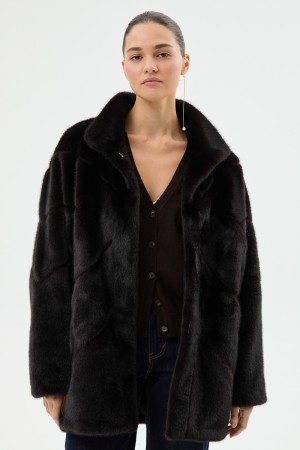 шуба из искусственного меха фотография