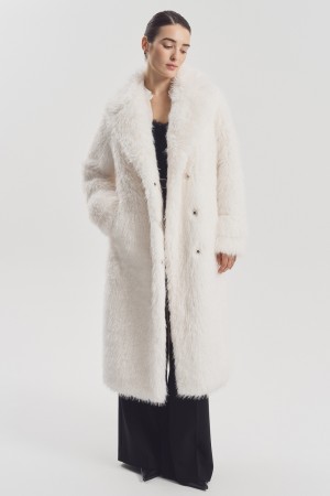 шуба из искусственного меха фотография