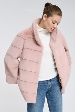 шуба из искусственного меха фотография