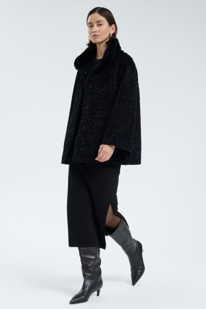 шуба из искусственного меха фотография