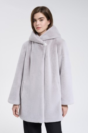 шуба из искусственного меха - верхняя одежда