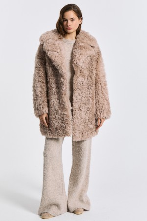 шуба из овчины с английским воротником - верхняя одежда для взрослых 