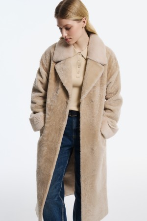 шуба из овчины с отделкой мехом норки - женские шубы удлиненные 