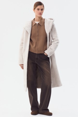 шуба из овчины с поясом фотография