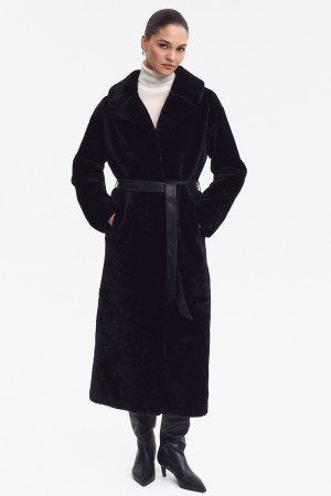 шуба из овчины с поясом фотография